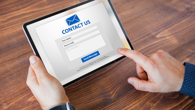 Move The Divi Contact Form Labels Above The Fields (1) Move The Divi Contact Form Labels Above The Fields (1)